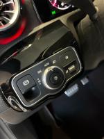 mercedes-benz-classe-a-2023-hibrido-a-gasolina-1332cc