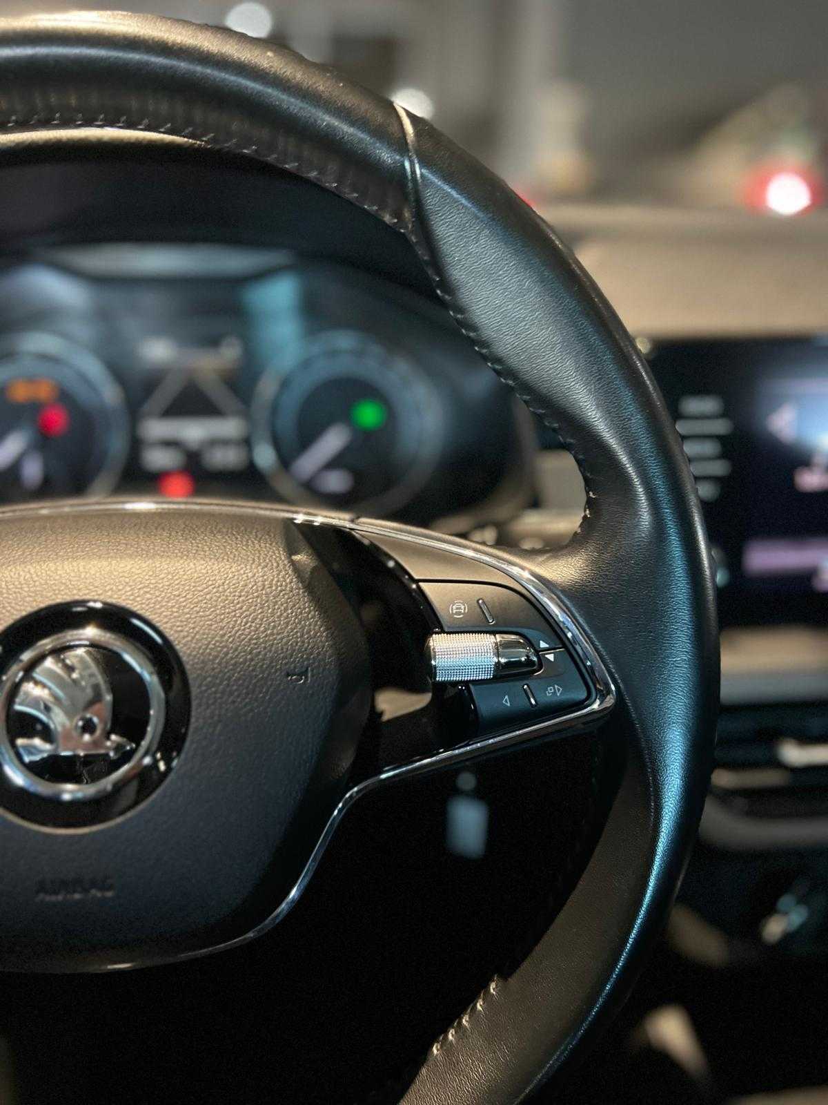 skoda-kamiq-2023-gasolina-999cc