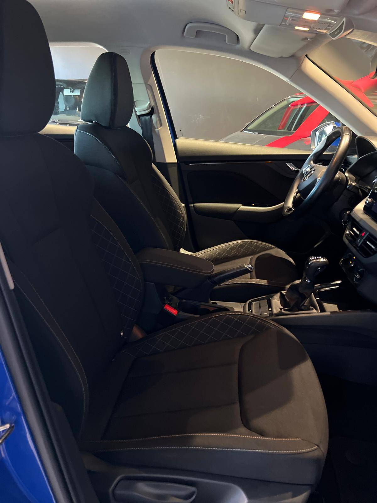 skoda-kamiq-2023-gasolina-999cc