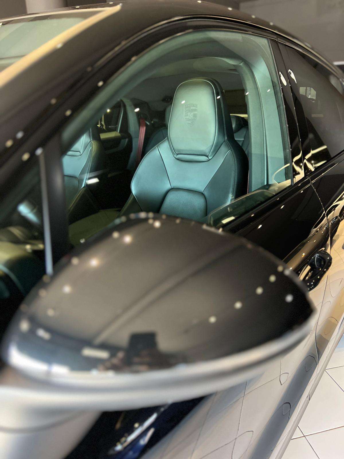 porsche-cayenne-2024-hibrido-a-gasolina-2995cc