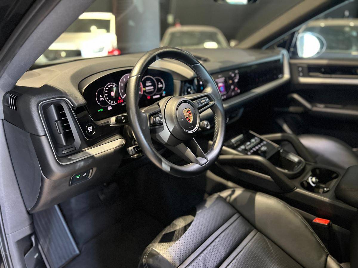 porsche-cayenne-2024-hibrido-a-gasolina-2995cc