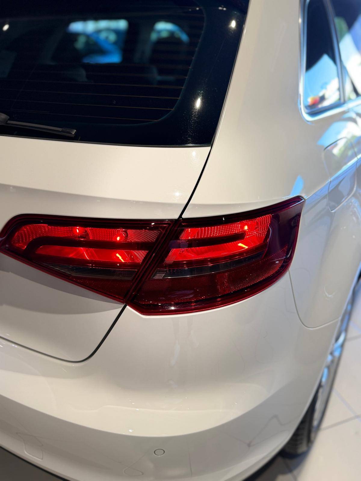 audi-a3-sportback-2016-diesel-1598cc
