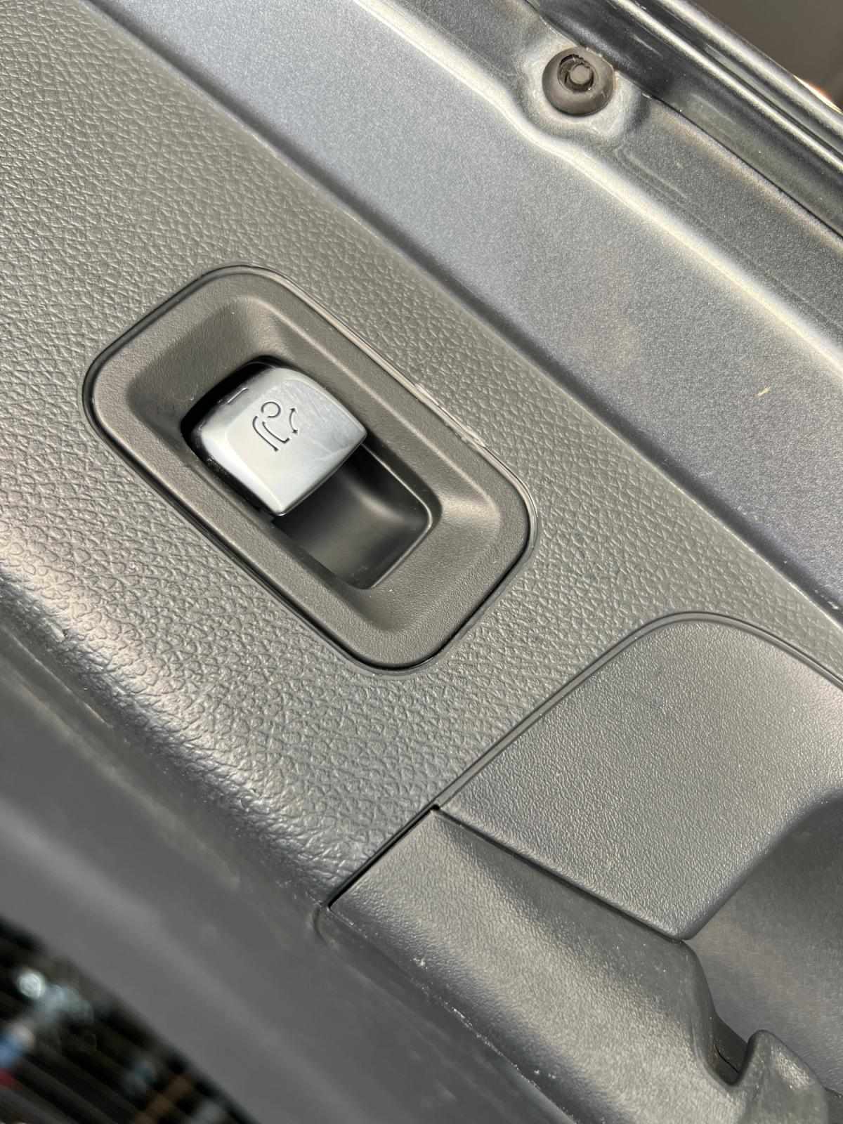 mercedes-benz-glc-2018-diesel-2143cc