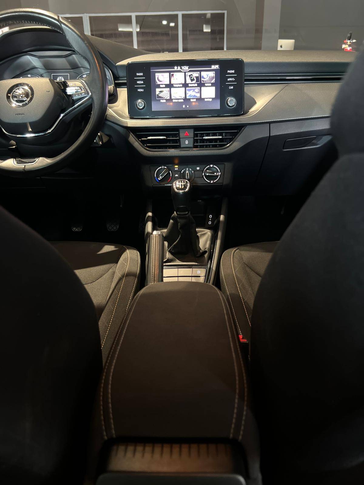 skoda-scala-2021-gasolina-999cc