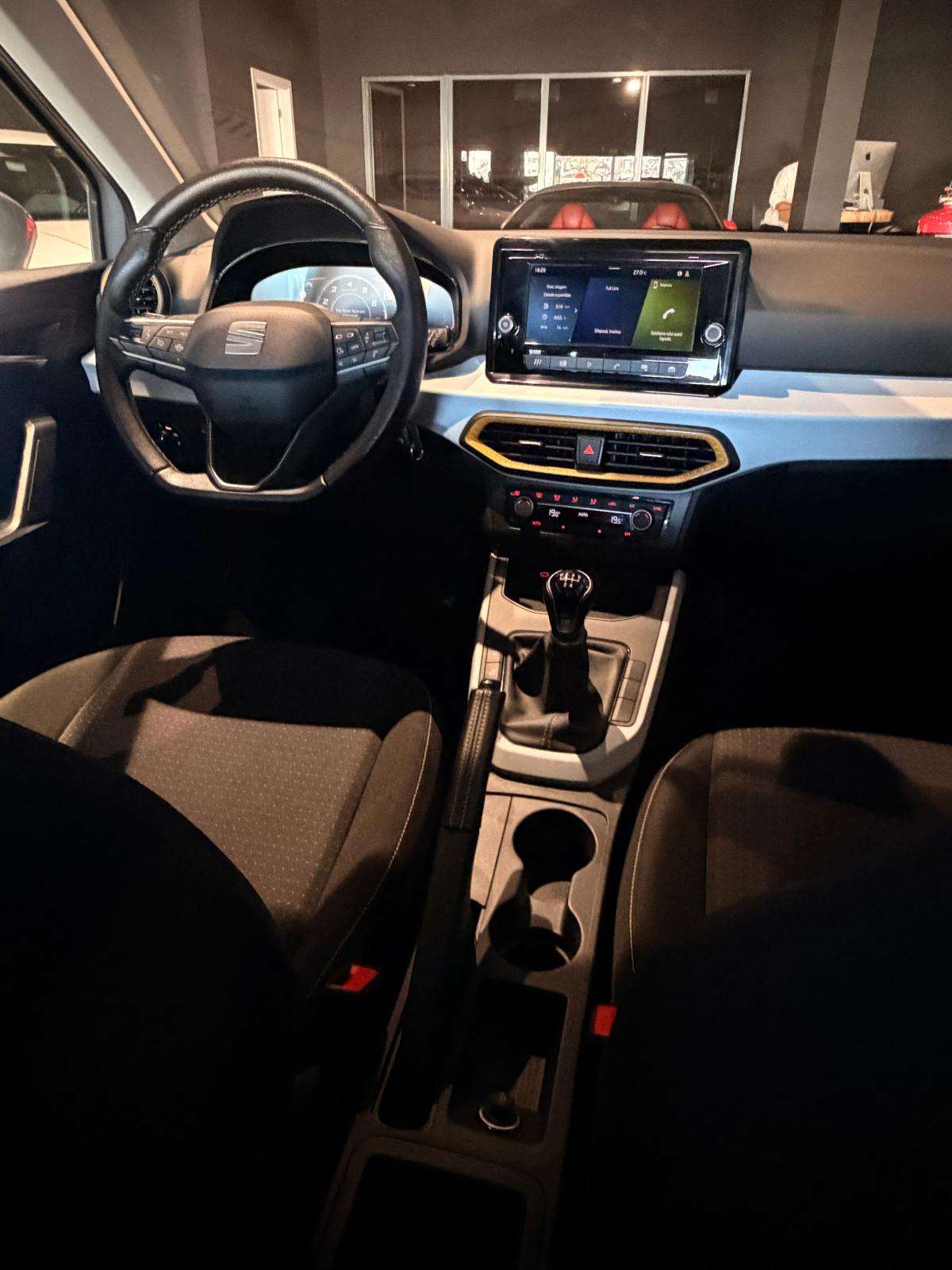 seat-arona-2024-gasolina-999cc