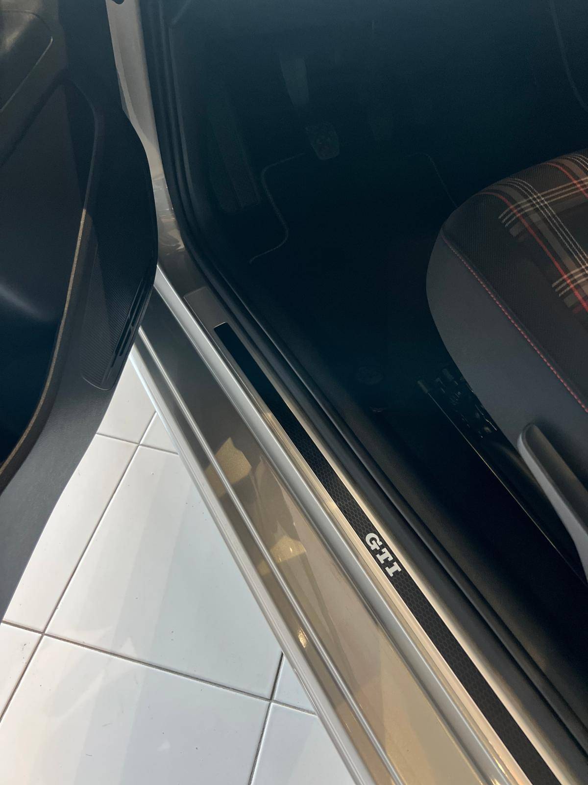 volkswagen-up-2022-gasolina-999cc