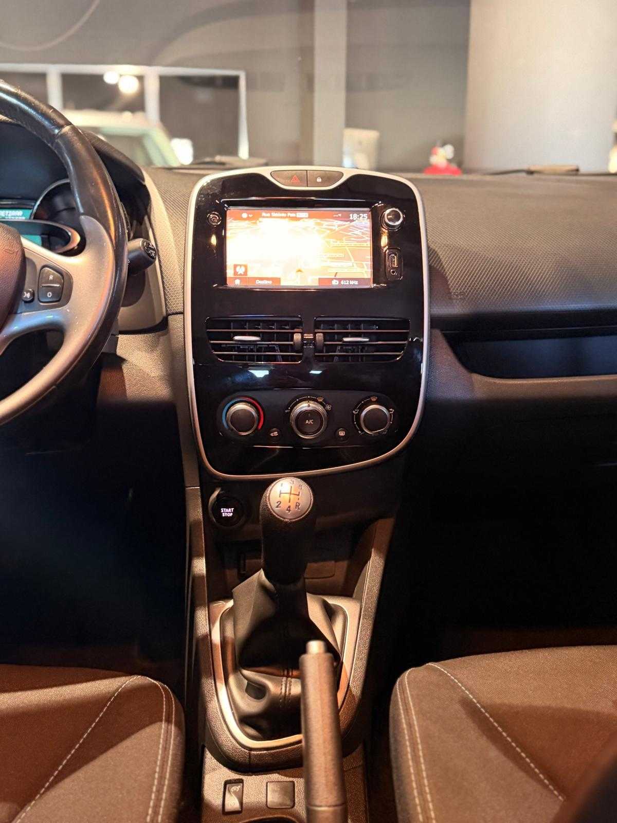 renault-clio-2016-gasolina-999cc