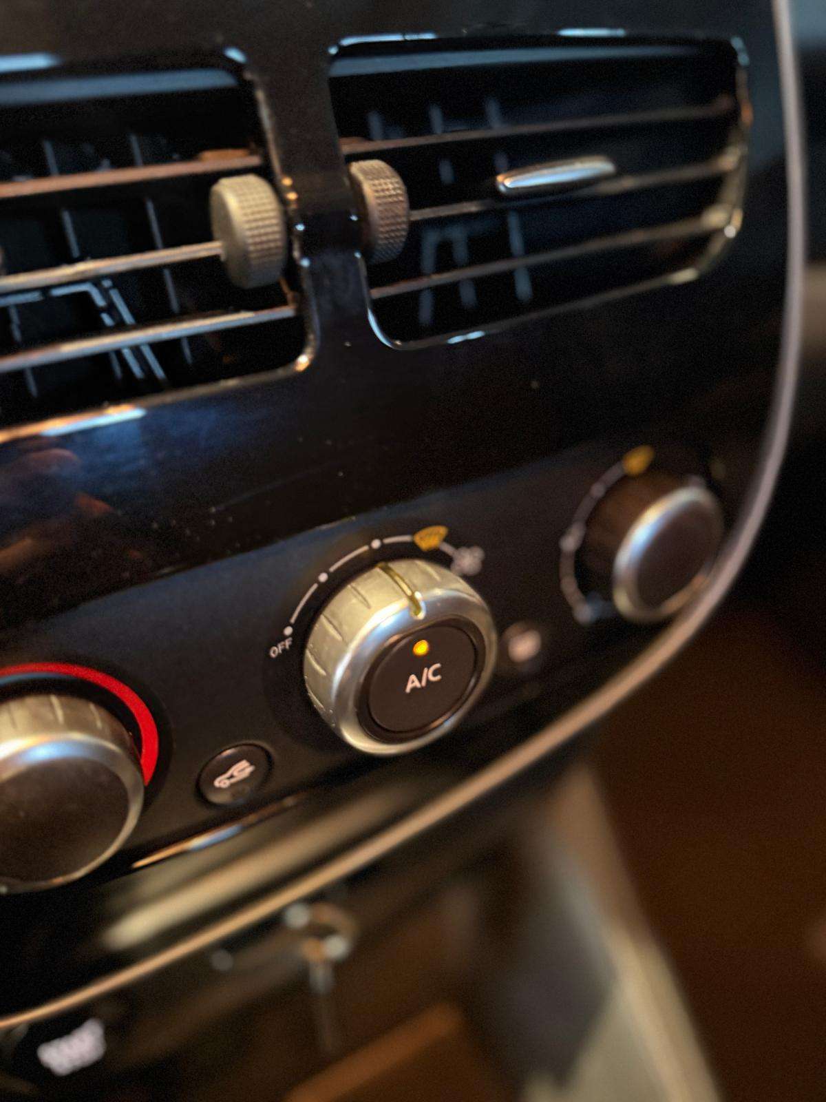 renault-clio-2016-gasolina-999cc