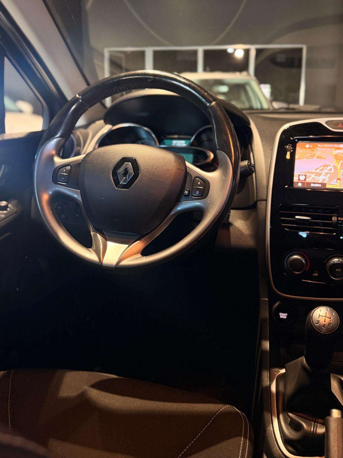 renault-clio-2016-gasolina-999cc