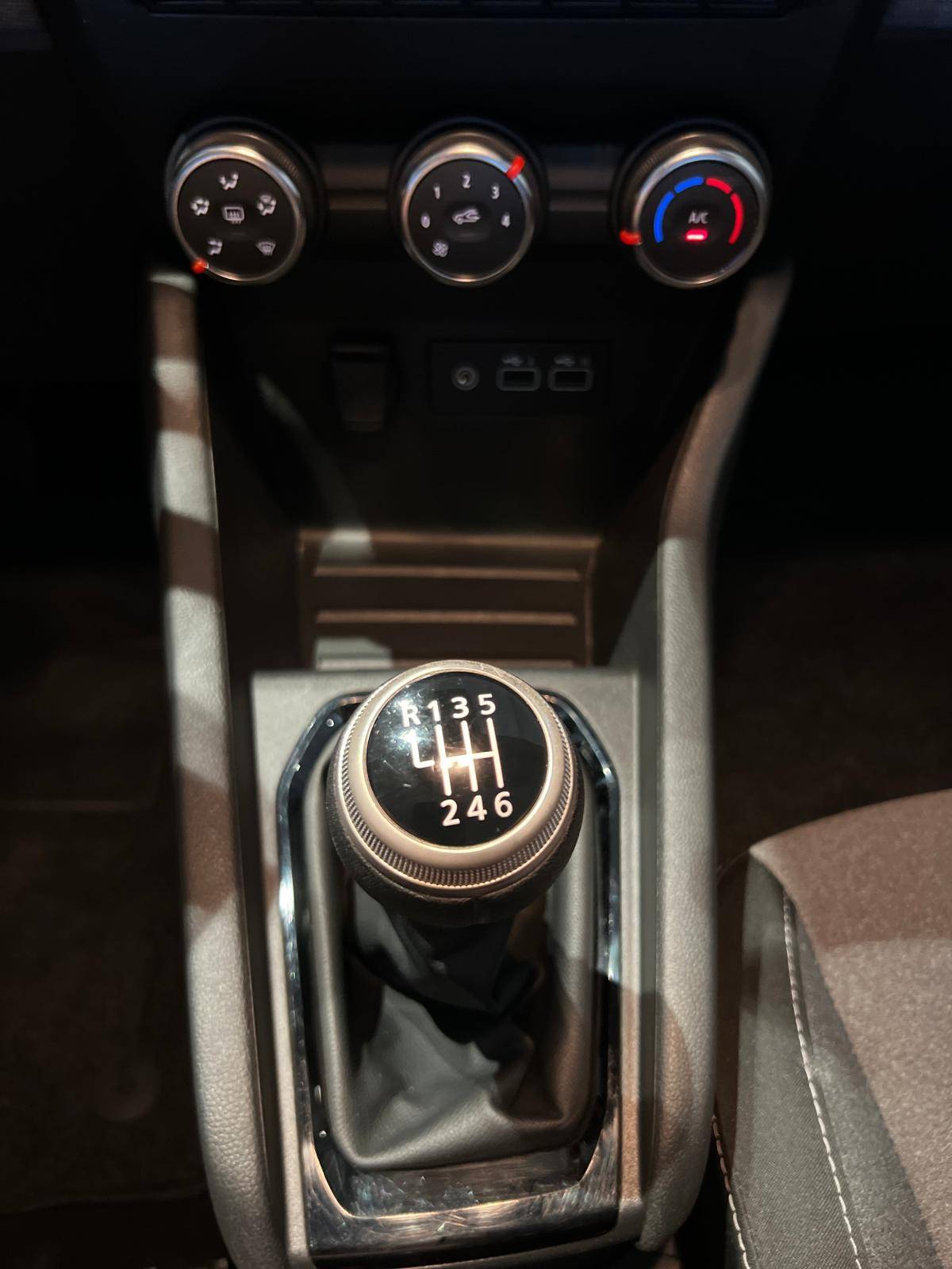 renault-clio-2024-gasolina-999cc