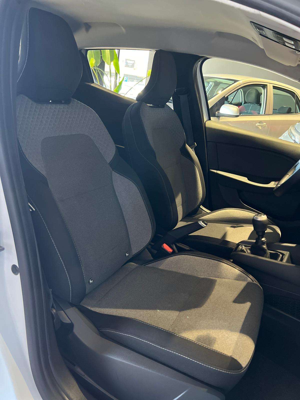renault-clio-2024-gasolina-999cc