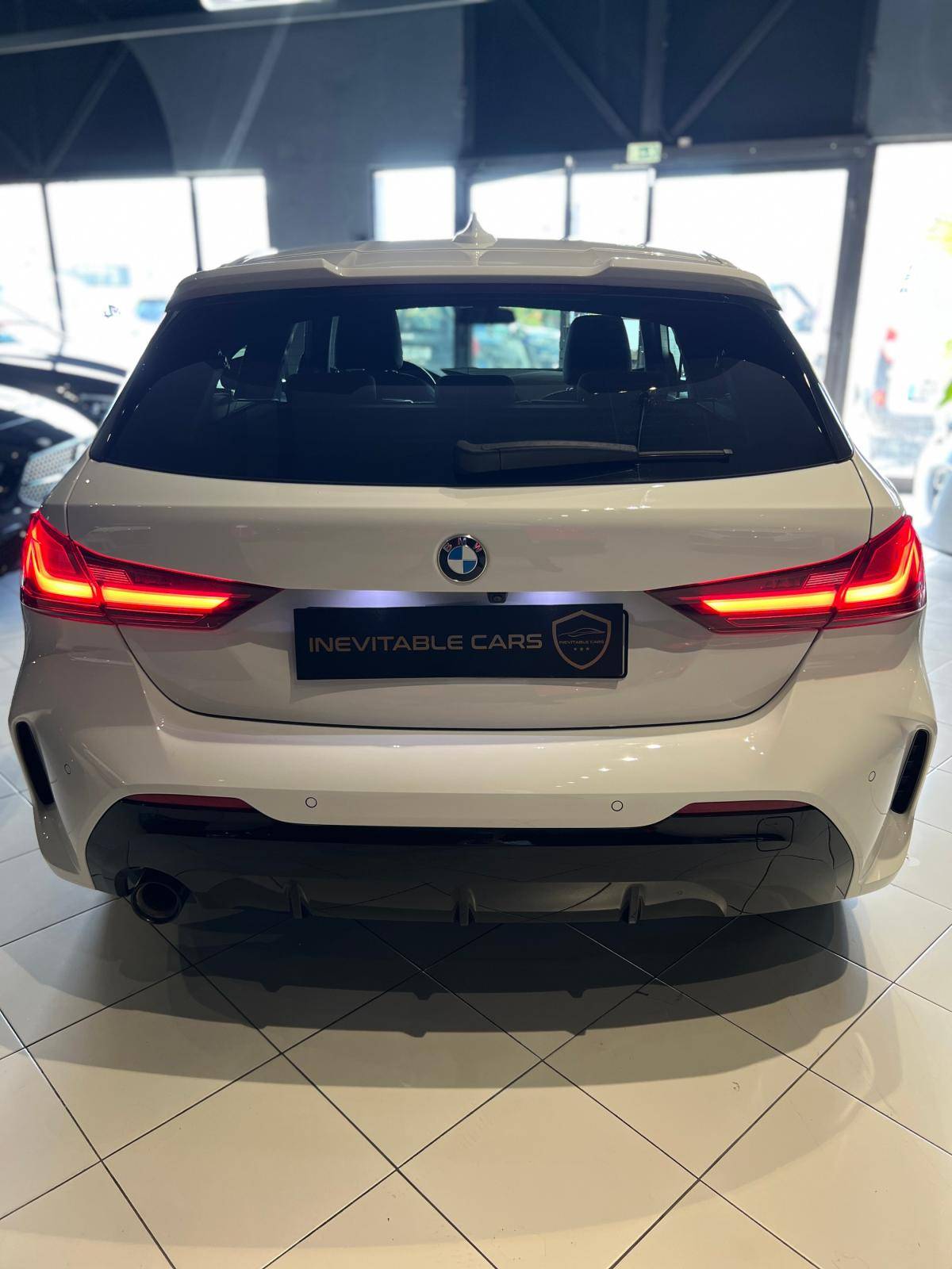 bmw-serie-1-2023-gasolina-1499cc