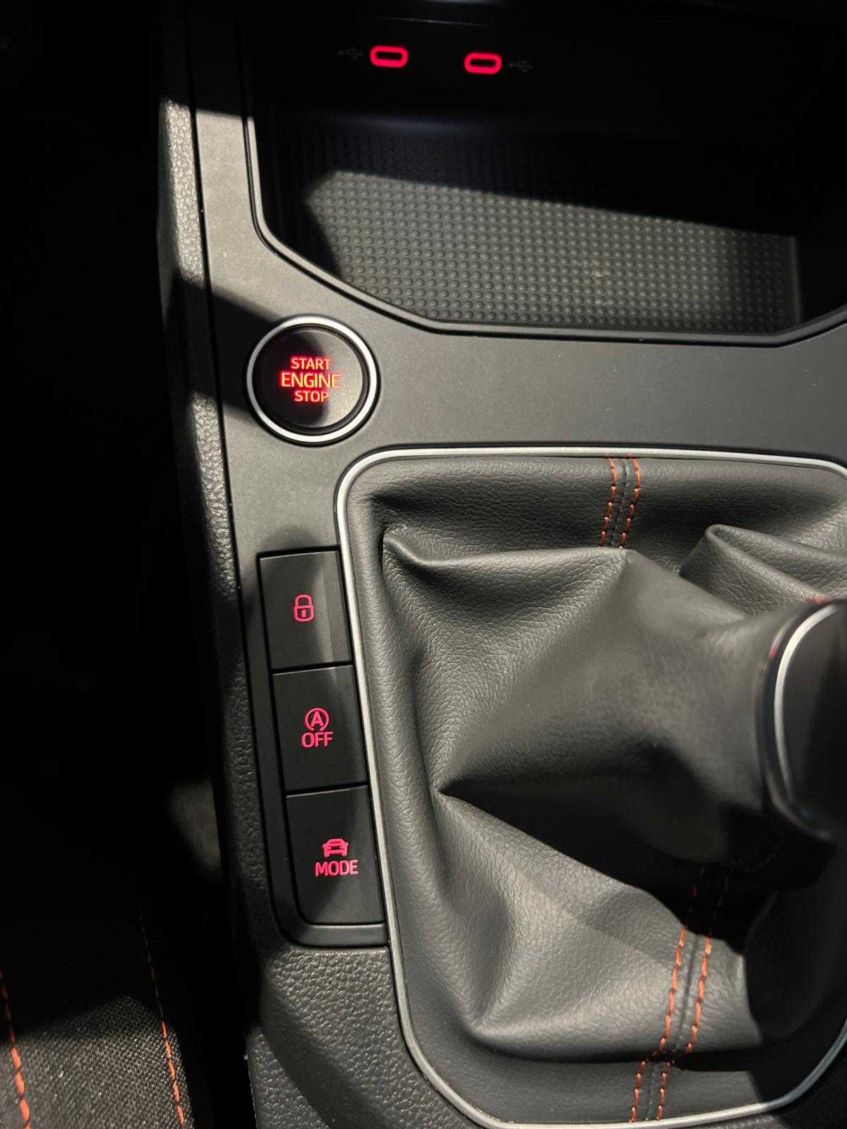 seat-ibiza-2024-gasolina-999cc