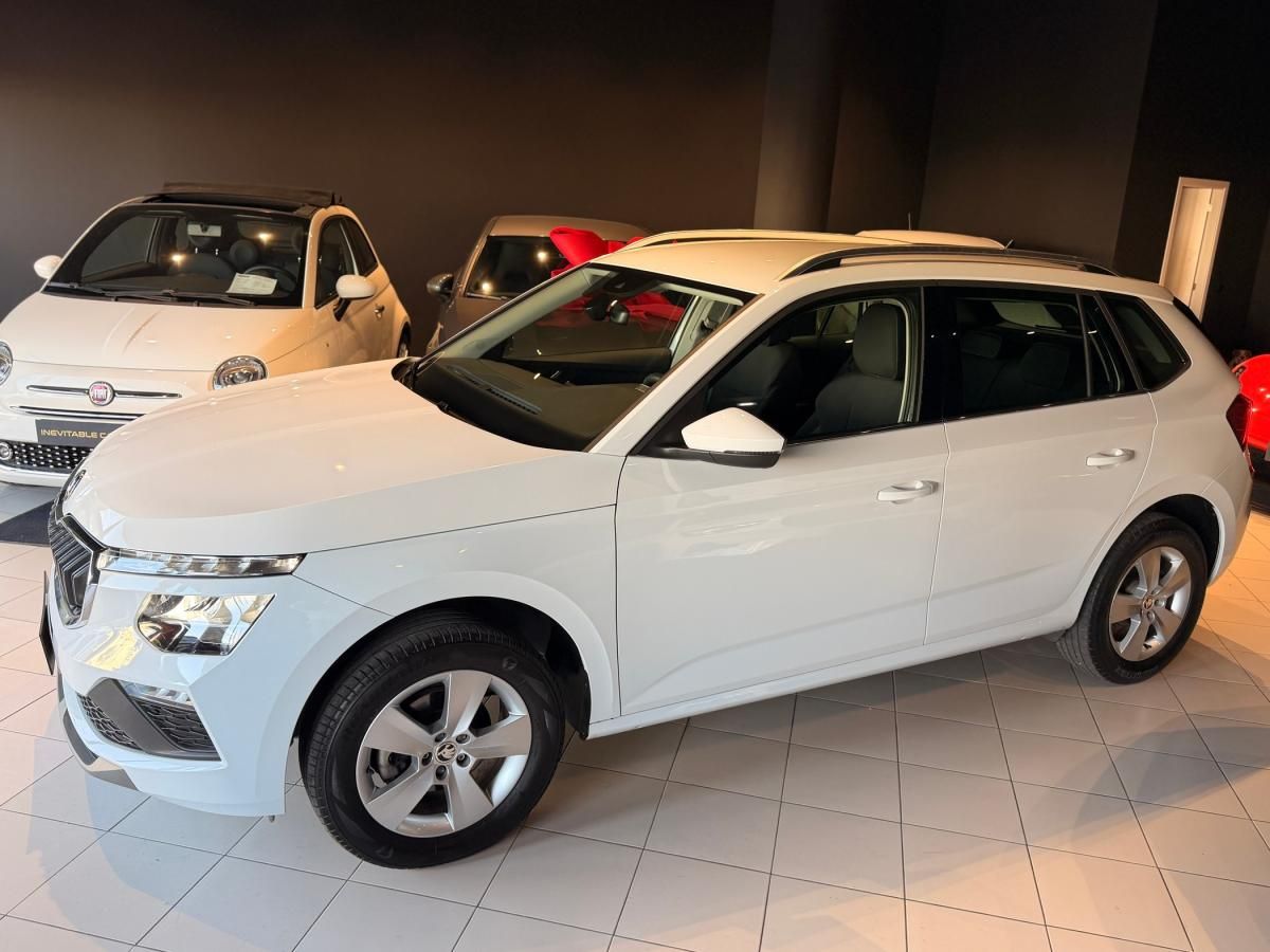 skoda-kamiq-2024-gasolina-999cc