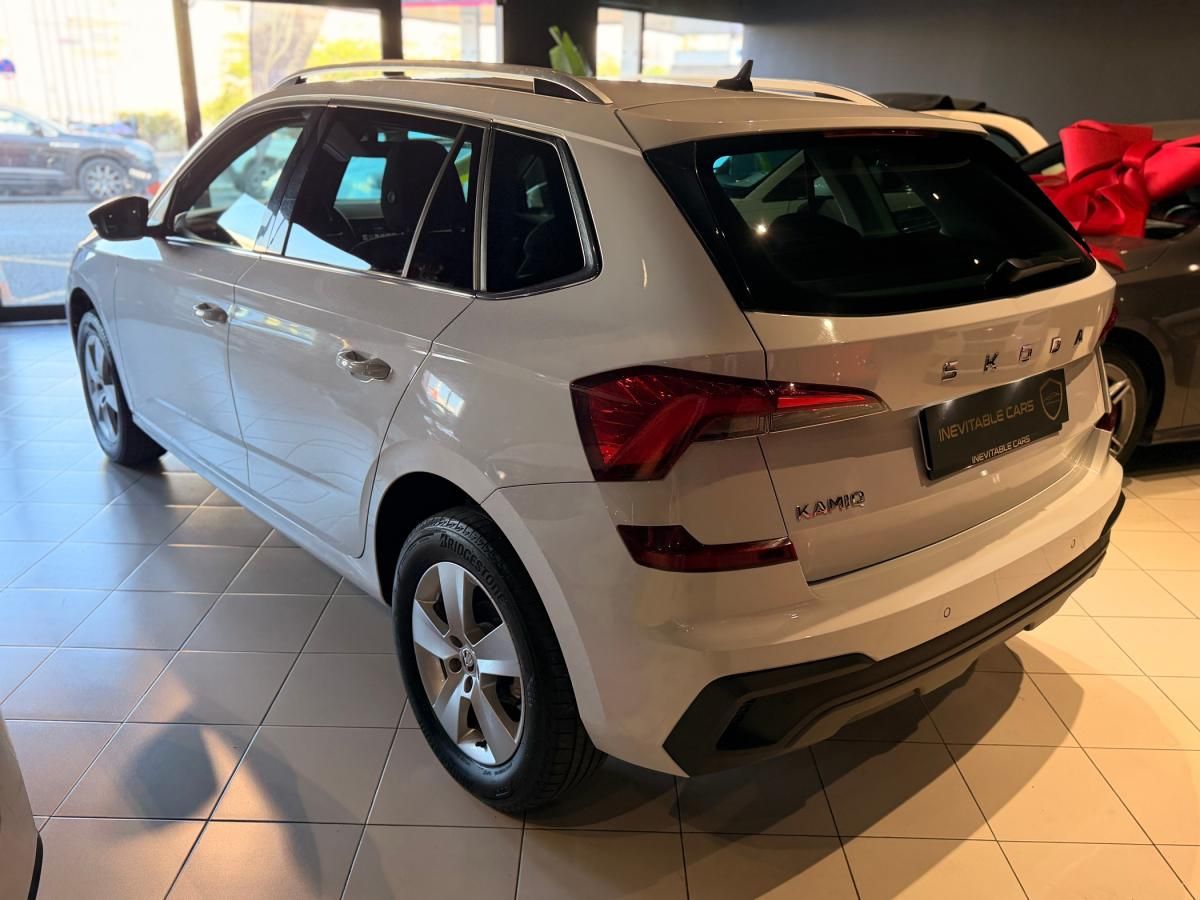 skoda-kamiq-2024-gasolina-999cc