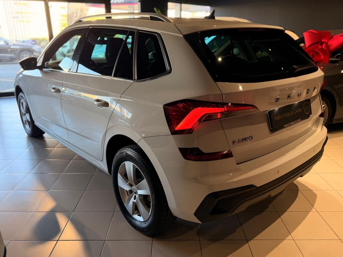 skoda-kamiq-2024-gasolina-999cc