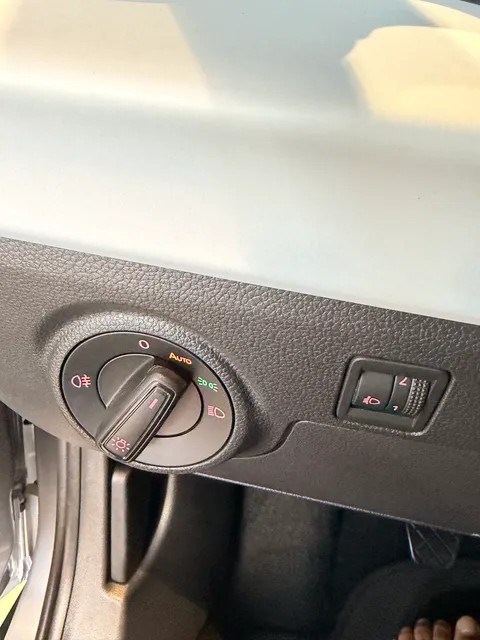 seat-arona-2024-gasolina-999cc