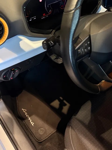 seat-arona-2024-gasolina-999cc