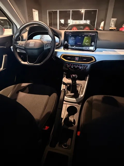 seat-arona-2024-gasolina-999cc