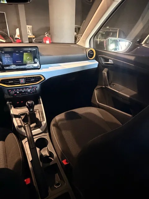 seat-arona-2024-gasolina-999cc