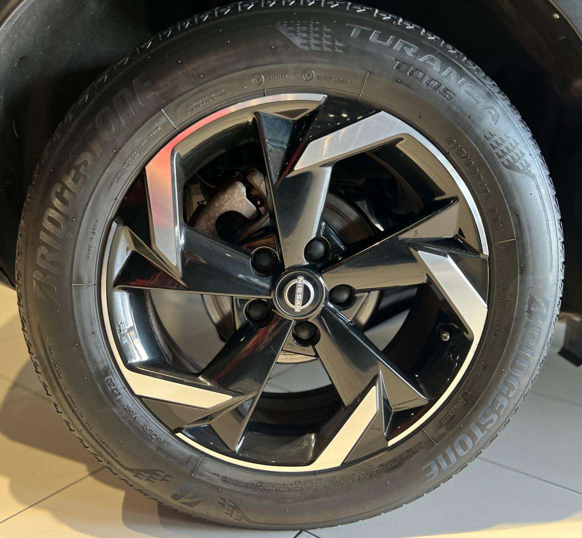 nissan-juke-2023-hibrido-a-gasolina-1598cc