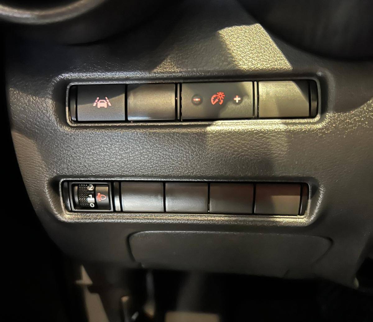nissan-juke-2023-hibrido-a-gasolina-1598cc