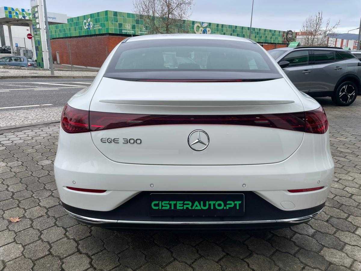 mercedes-benz-eqe-2024-eletrico-480cc