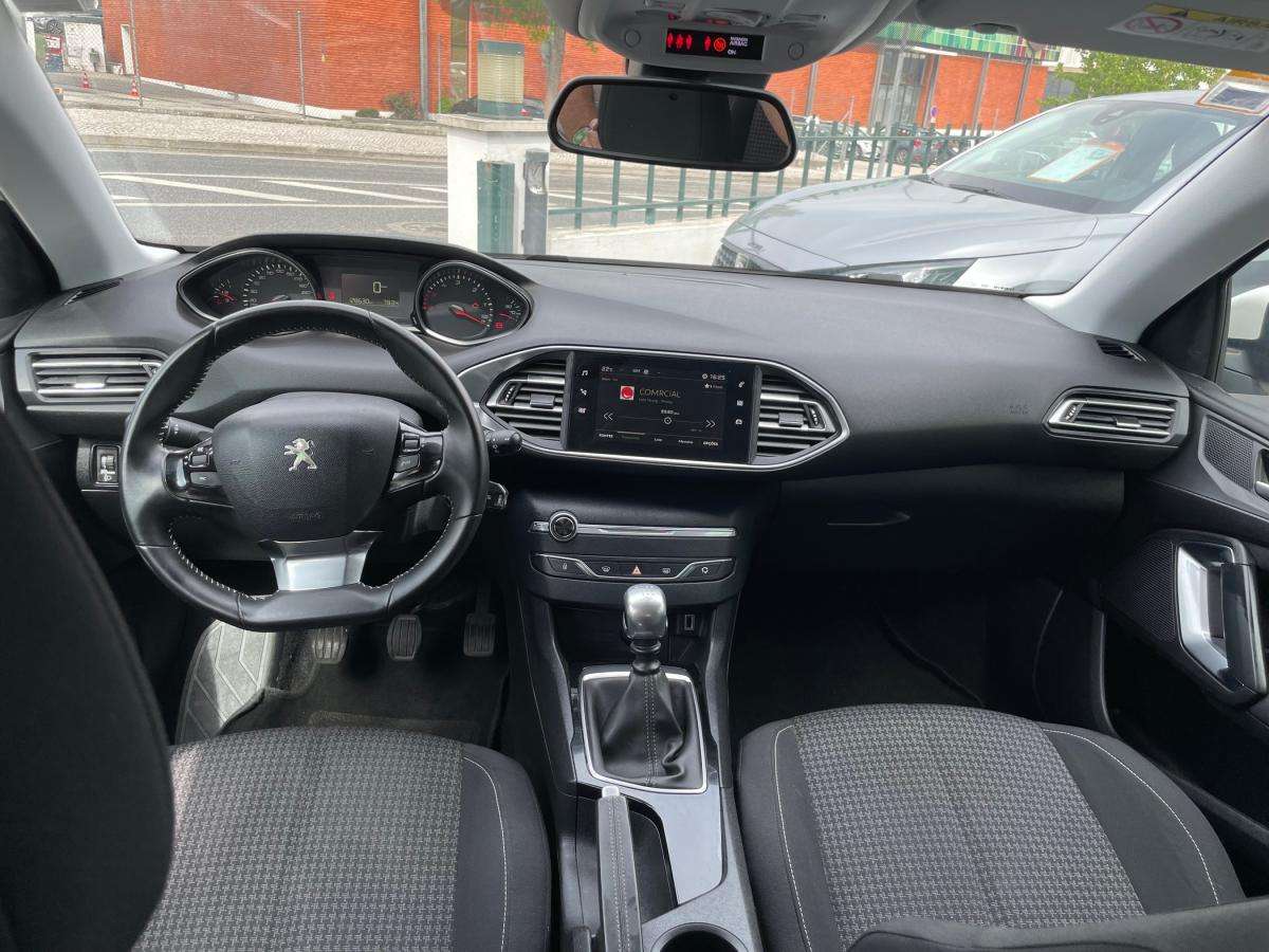peugeot-308-2019-diesel-1499cc