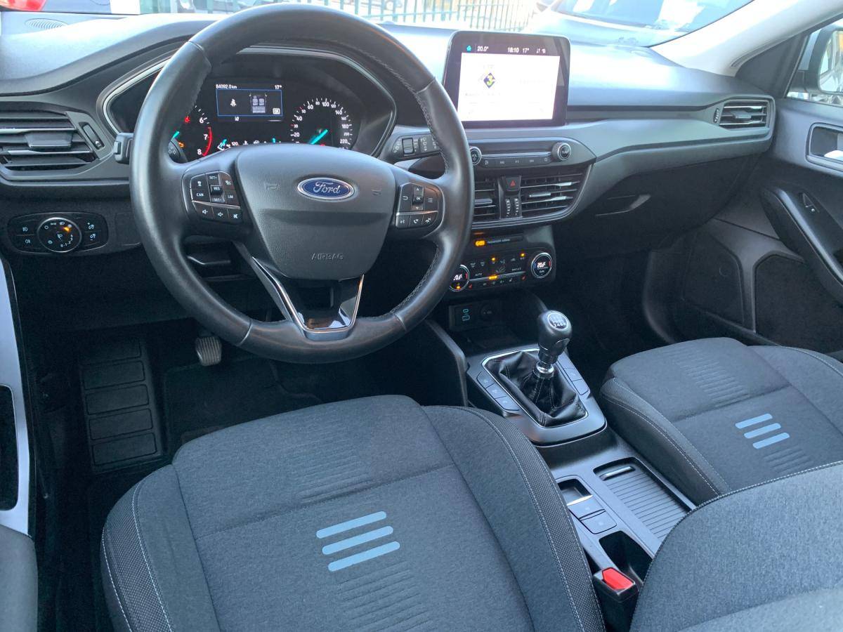 ford-focus-2022-gasolina-998cc