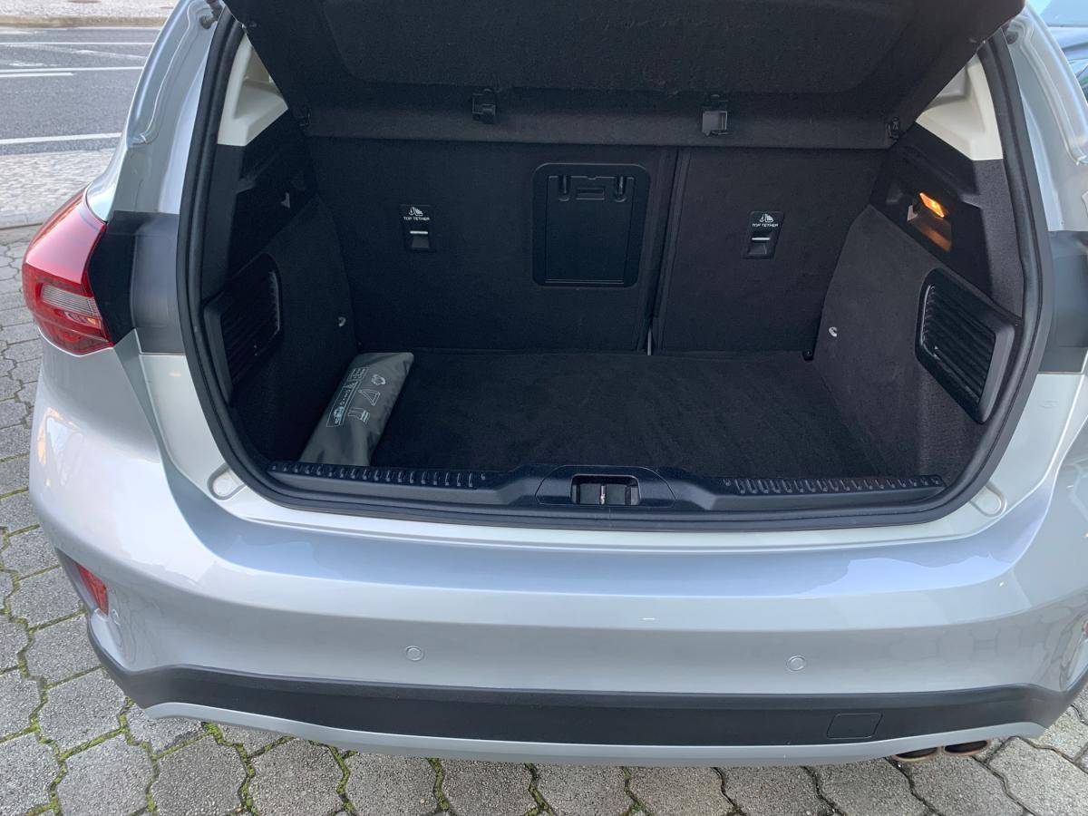 ford-focus-2022-gasolina-998cc