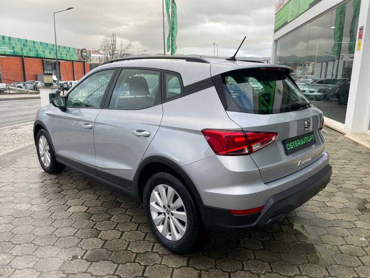 seat-arona-2023-gasolina-999cc