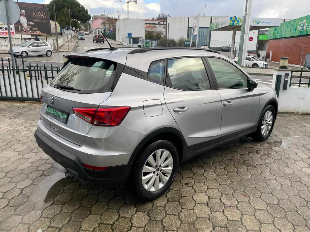 seat-arona-2023-gasolina-999cc