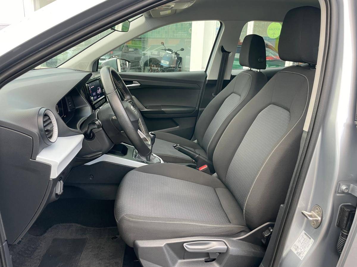 seat-arona-2023-gasolina-999cc
