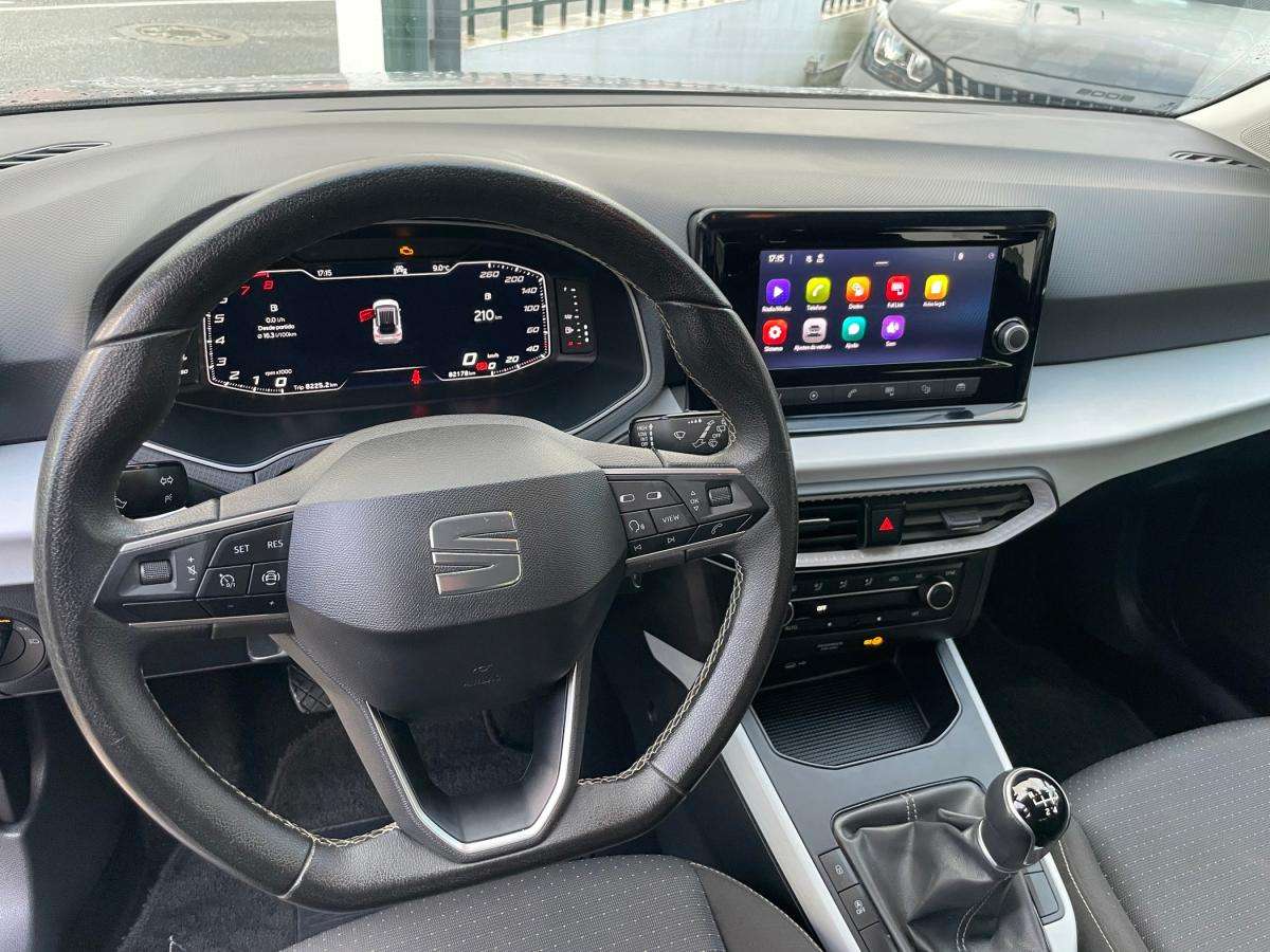 seat-arona-2023-gasolina-999cc