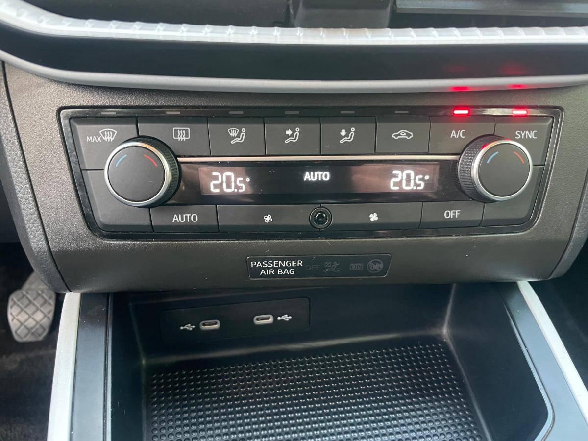 seat-arona-2023-gasolina-999cc
