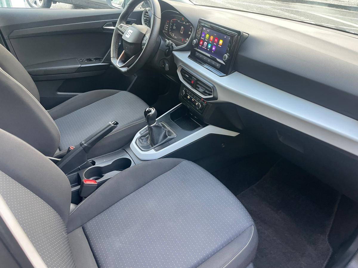 seat-arona-2023-gasolina-999cc