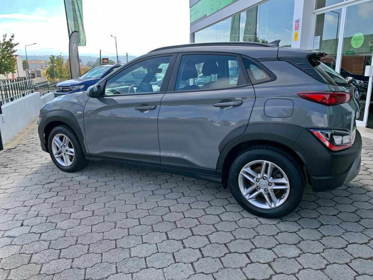 hyundai-kauai-2021-hibrido-a-gasolina-998cc