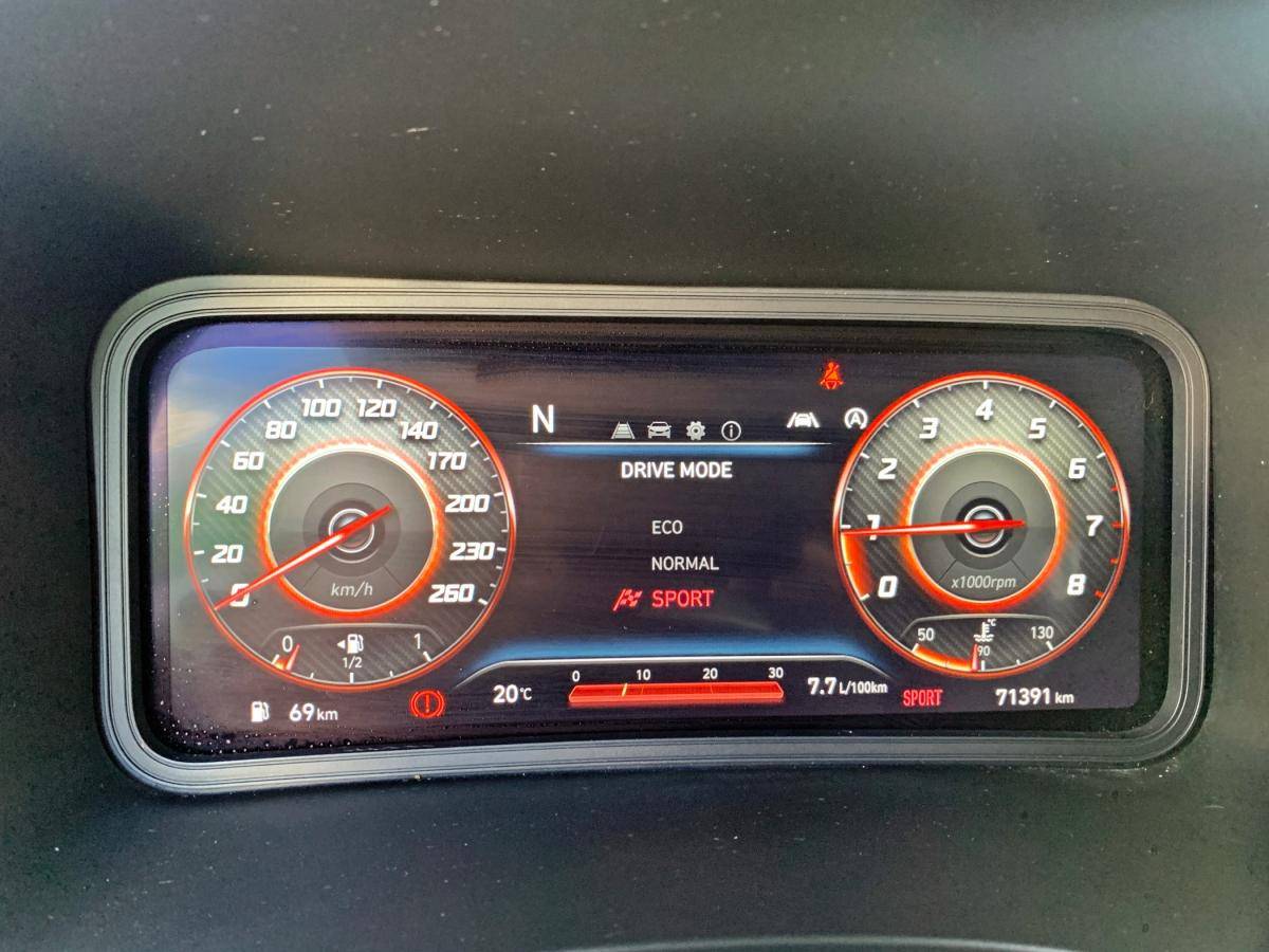 hyundai-kauai-2021-hibrido-a-gasolina-998cc