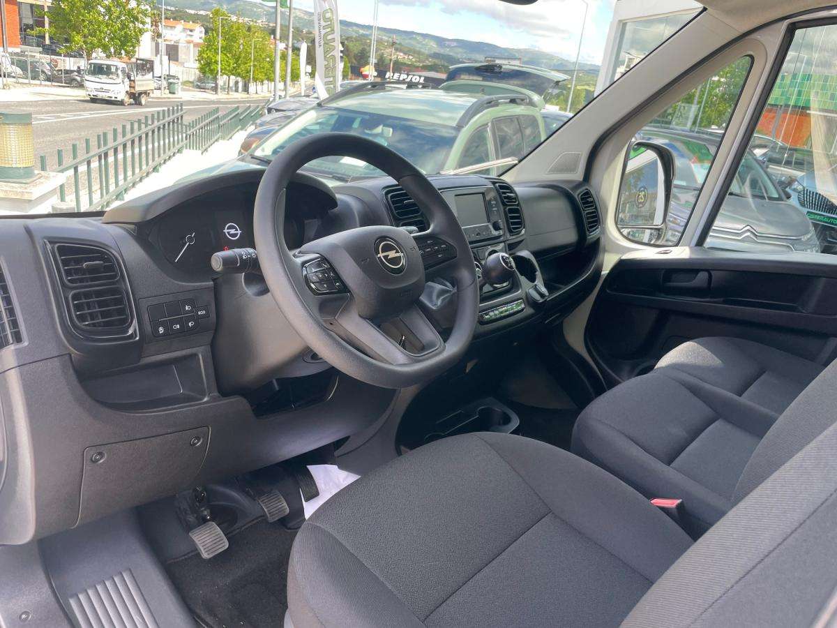 opel-movano-2025-diesel-2184cc