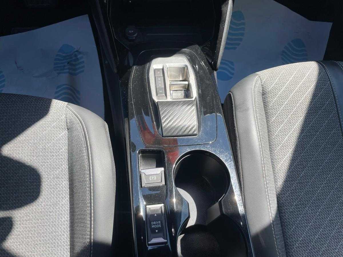 peugeot-2008-2024-gasolina-1199cc