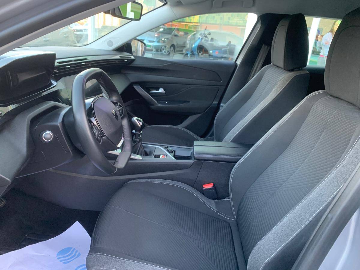 peugeot-308-sw-2023-gasolina-1199cc