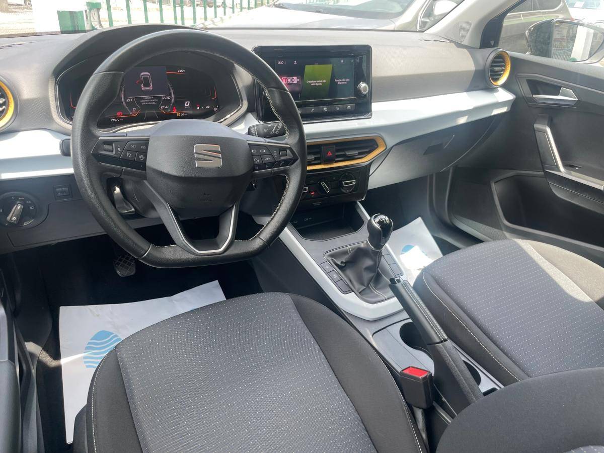 seat-arona-2023-gasolina-999cc