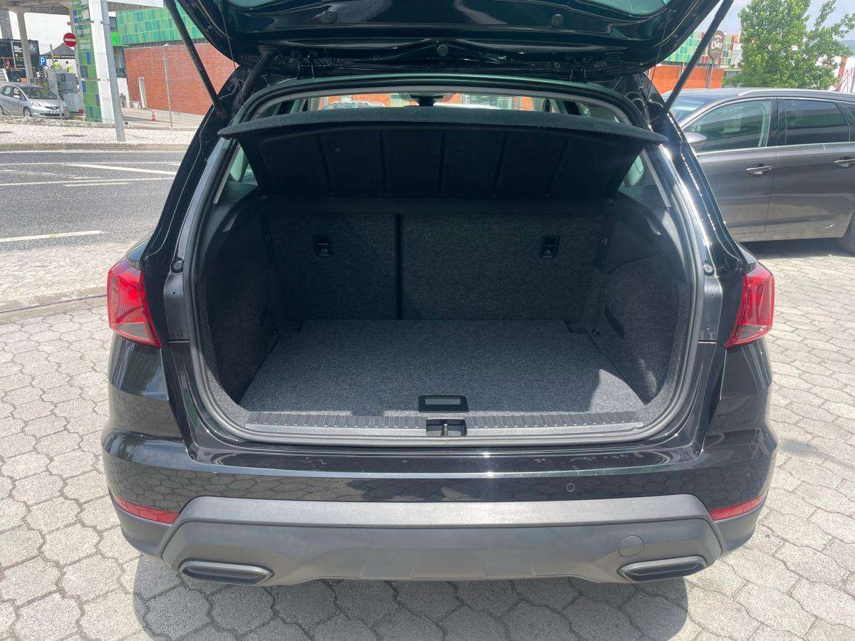 seat-arona-2023-gasolina-999cc