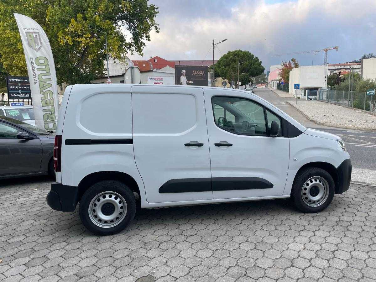 fiat-doblo-2024-diesel-1499cc