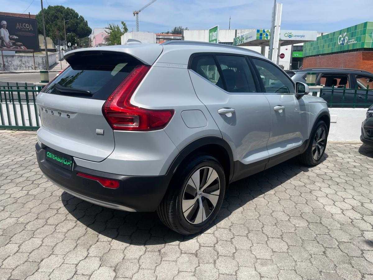 volvo-xc40-2022-hibrido-a-gasolina-1477cc