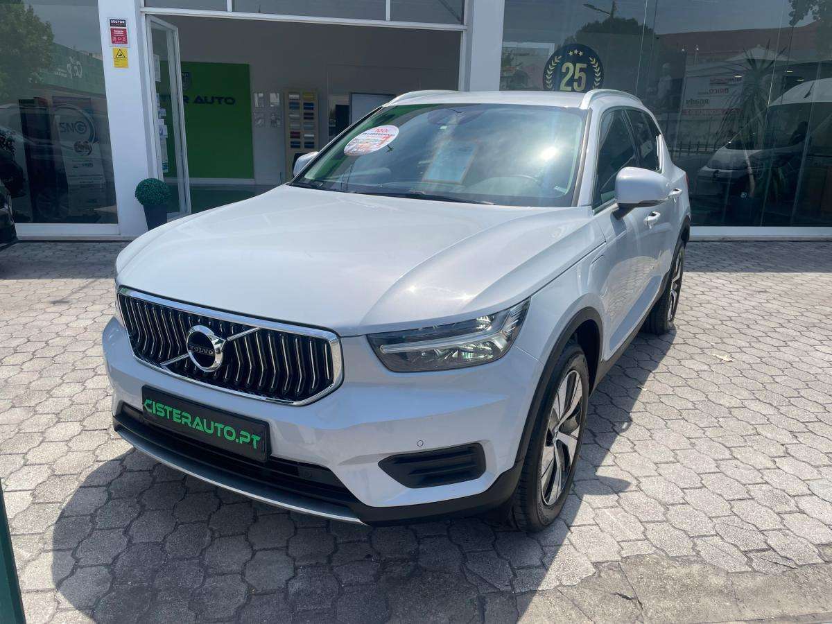 volvo-xc40-2022-hibrido-a-gasolina-1477cc