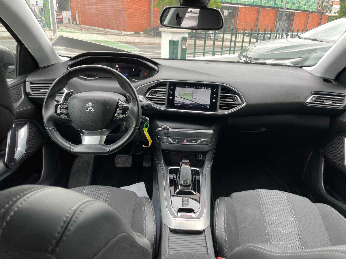peugeot-308-sw-2021-diesel-1499cc