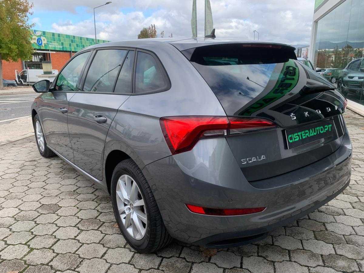 skoda-scala-2022-gasolina-999cc