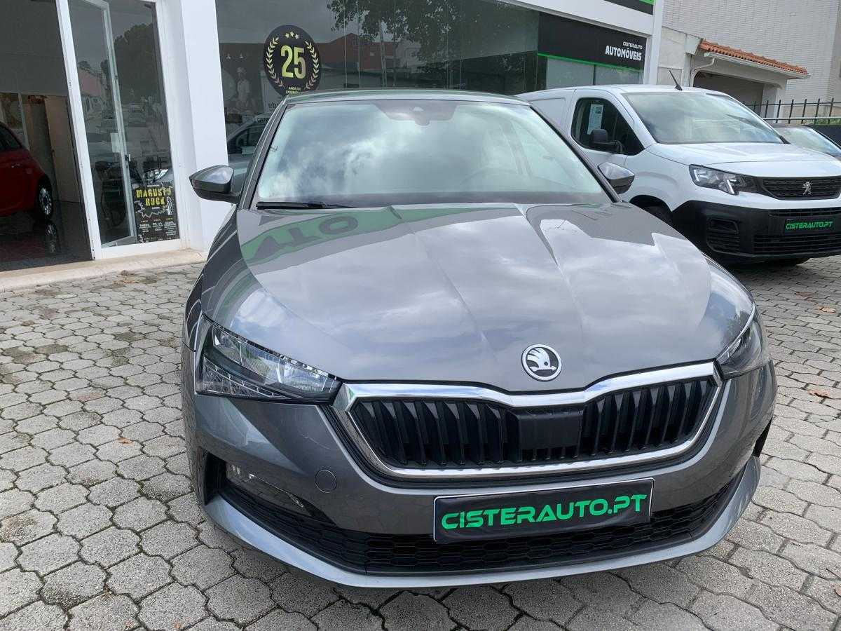 skoda-scala-2022-gasolina-999cc