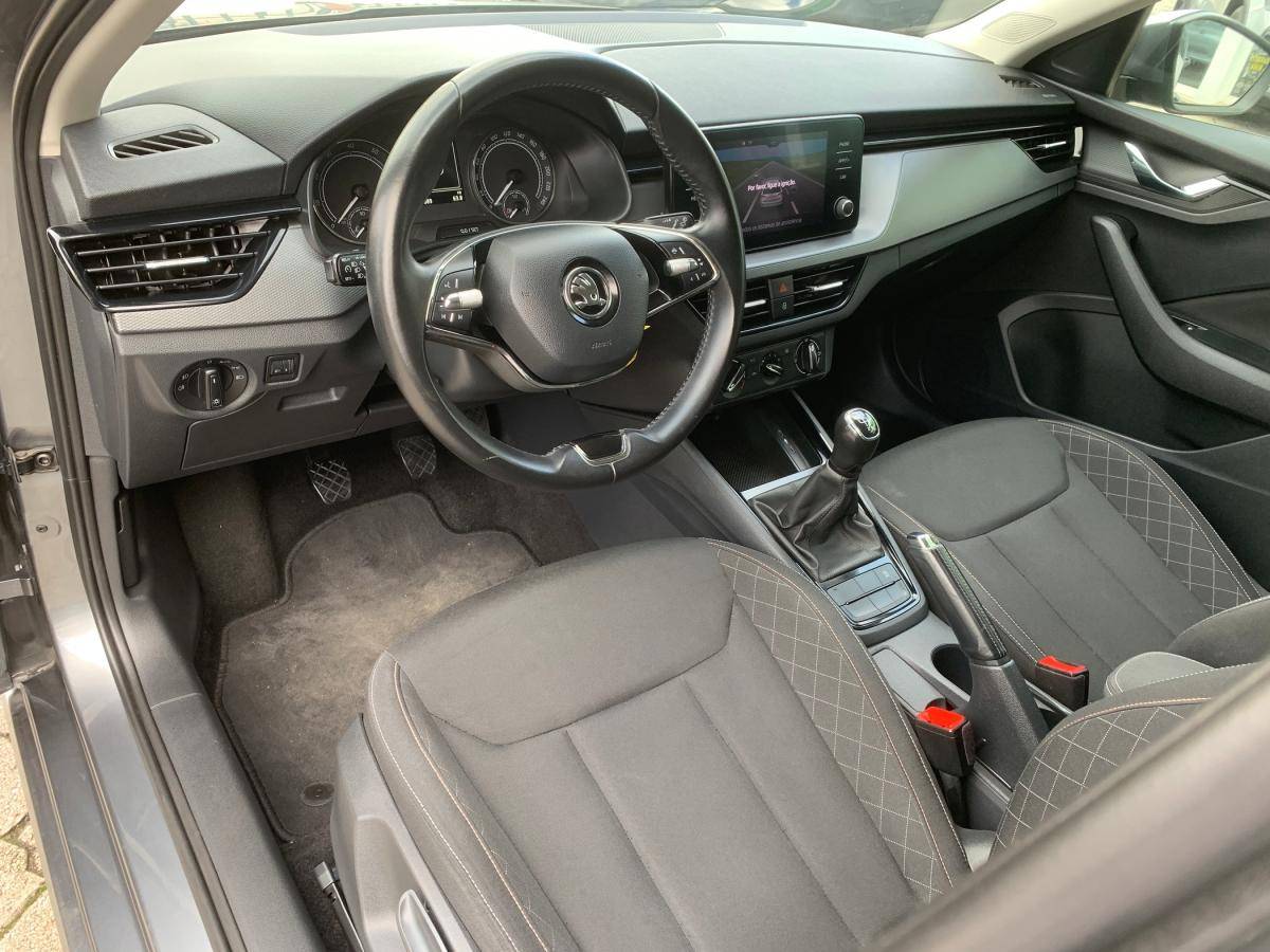 skoda-scala-2022-gasolina-999cc